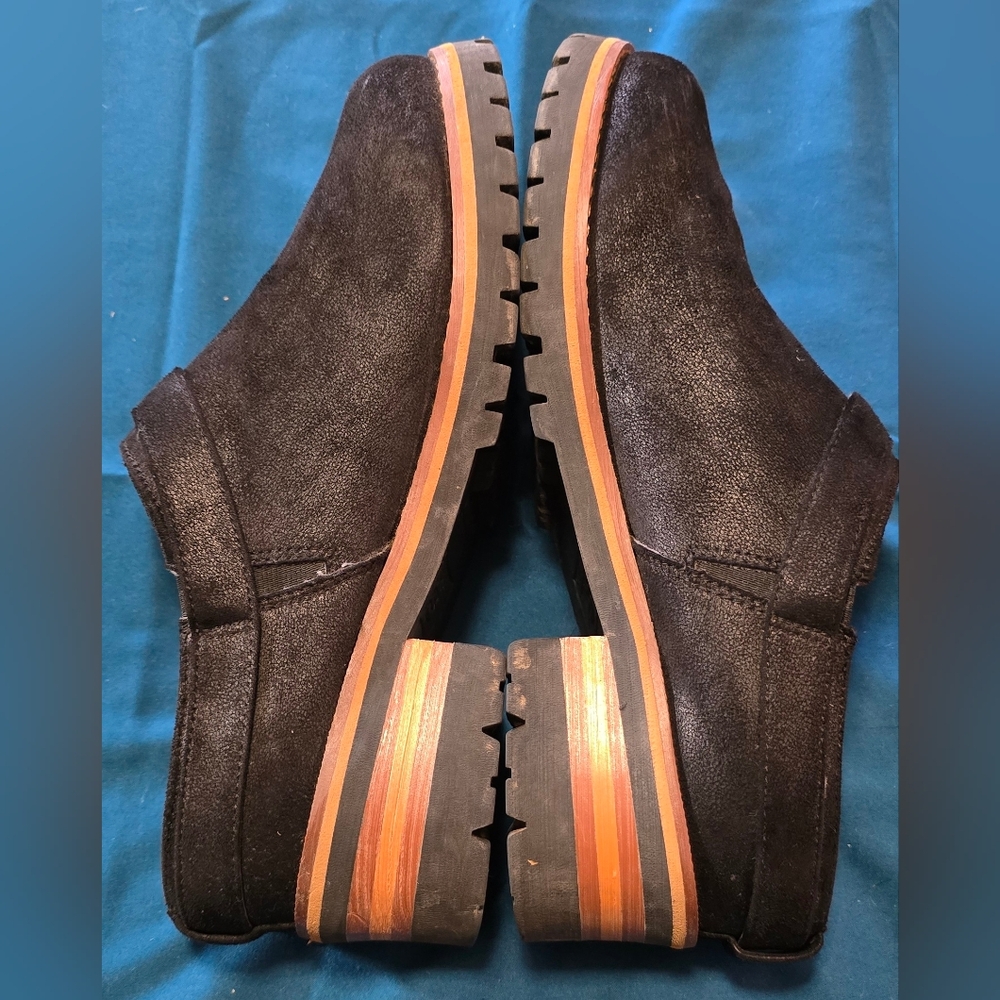 Skechers Dark Slip-On Shoes with Plaid Lining